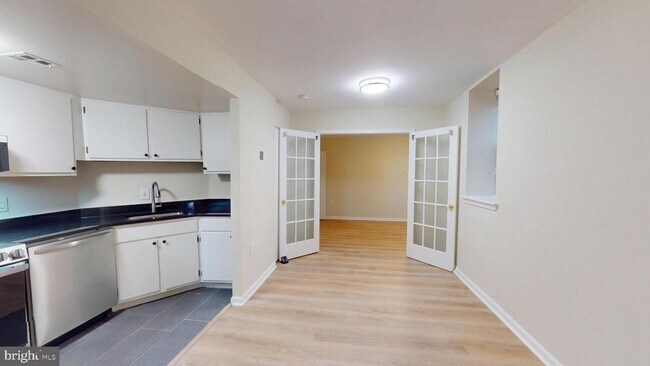 Foto del edificio - 1438 Meridian Pl NW