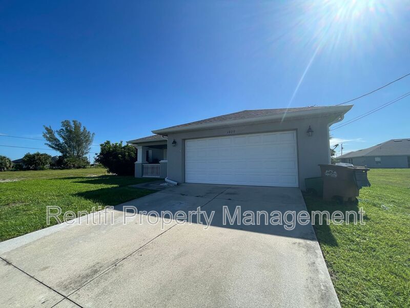 Foto principal - 1429 NE 5th Ave