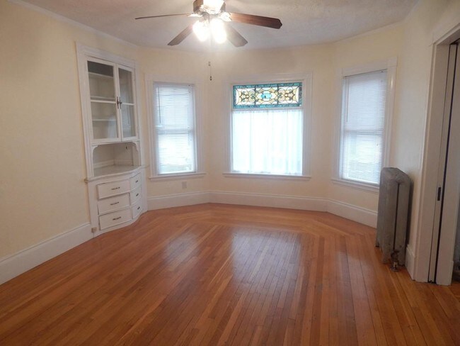Building Photo - 90 Otis St