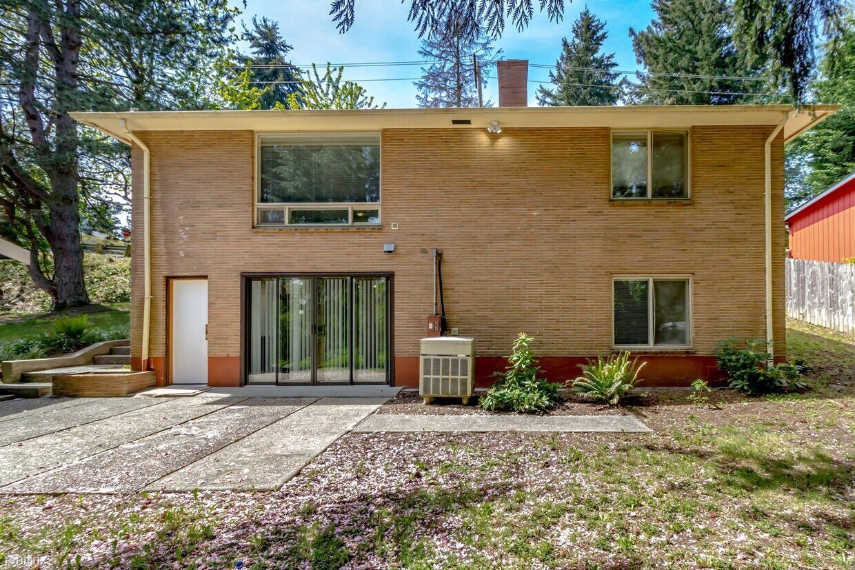 Primary Photo - 13848 29th Ave S