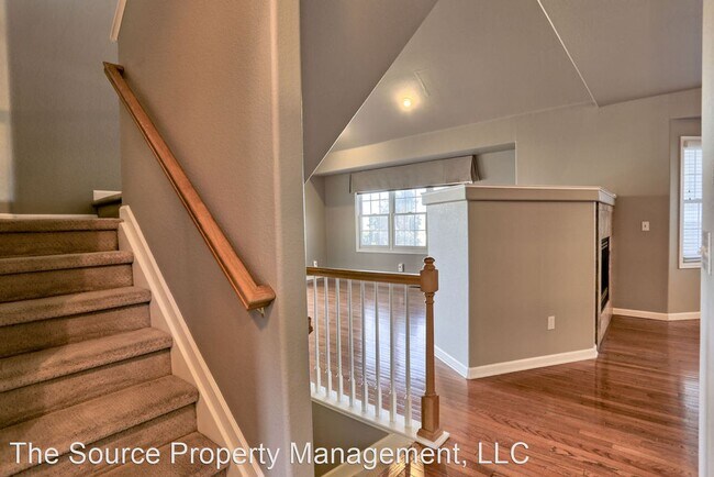 Building Photo - 3 br, 2.5 bath House - 5722 Crestwood Dr