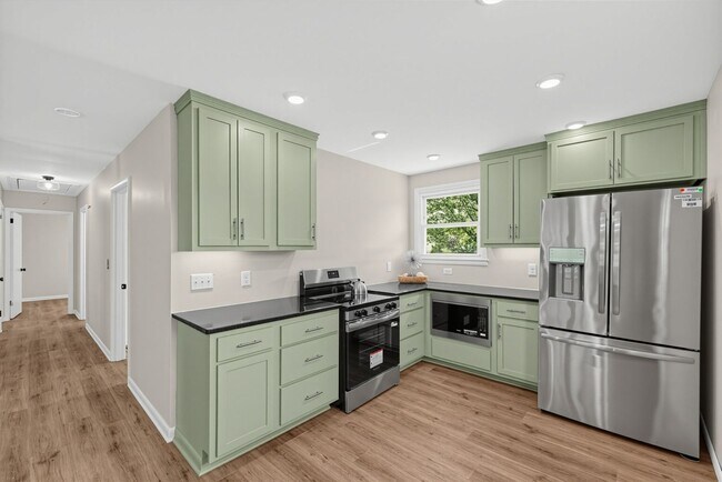 Foto del edificio - 2695 Barclay Dr