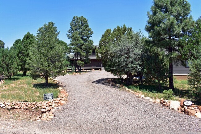 Foto del edificio - 3421 Whistler's Circle