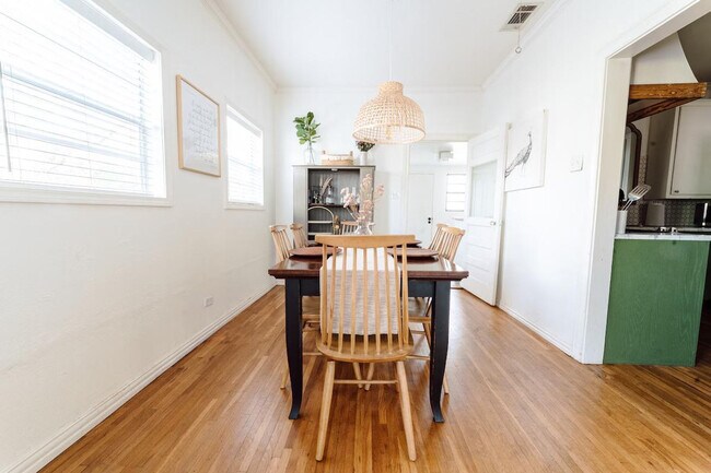 Foto del edificio - 1025 N 34th St