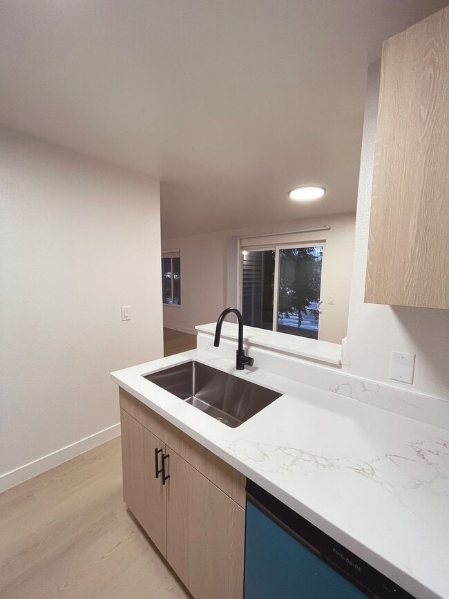 Interior Photo - Wellington Place Apartments