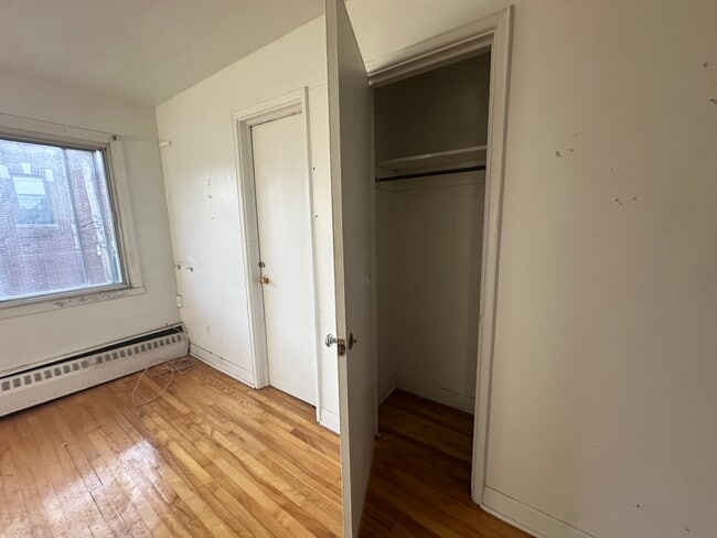 Building Photo - 110 rue Rachel