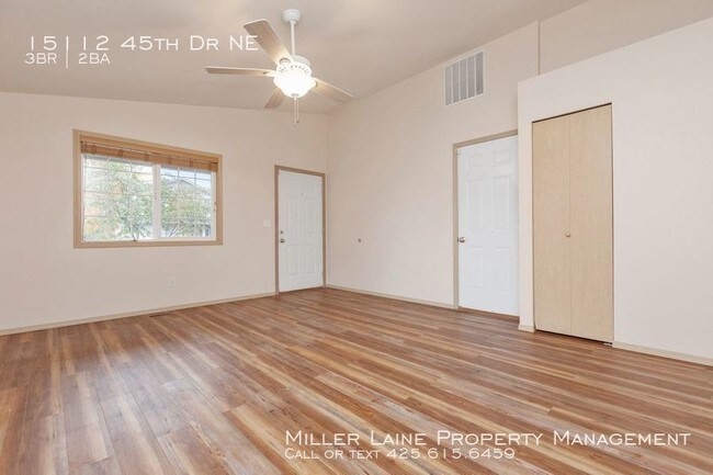 Foto del edificio - Beautiful 3/bd 2/ba home in Berry Farms!