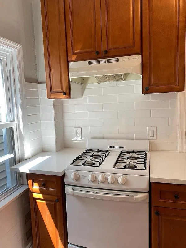 Primary Photo - 49 Quincy St