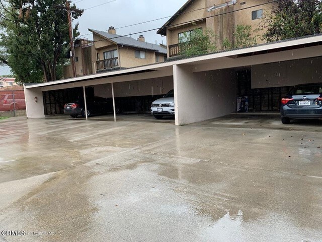 Foto del edificio - 48 S Oak Ave