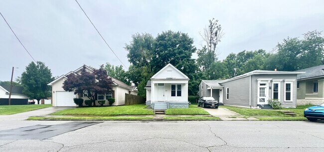 Photo - 3420 W Jefferson St House