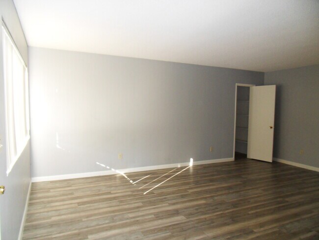 Foto del edificio - 157 Vera Cir