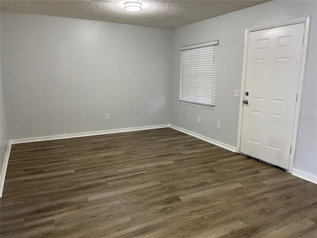 Foto del edificio - 3710 W Cass St