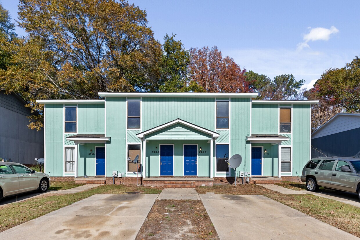 Primary Photo - 5906 Aftonshire Dr