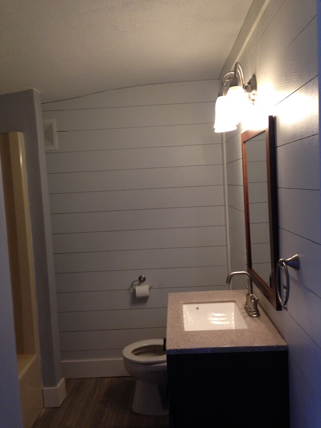 Newly remodeled bathroom - 918 South Westnedge Ave