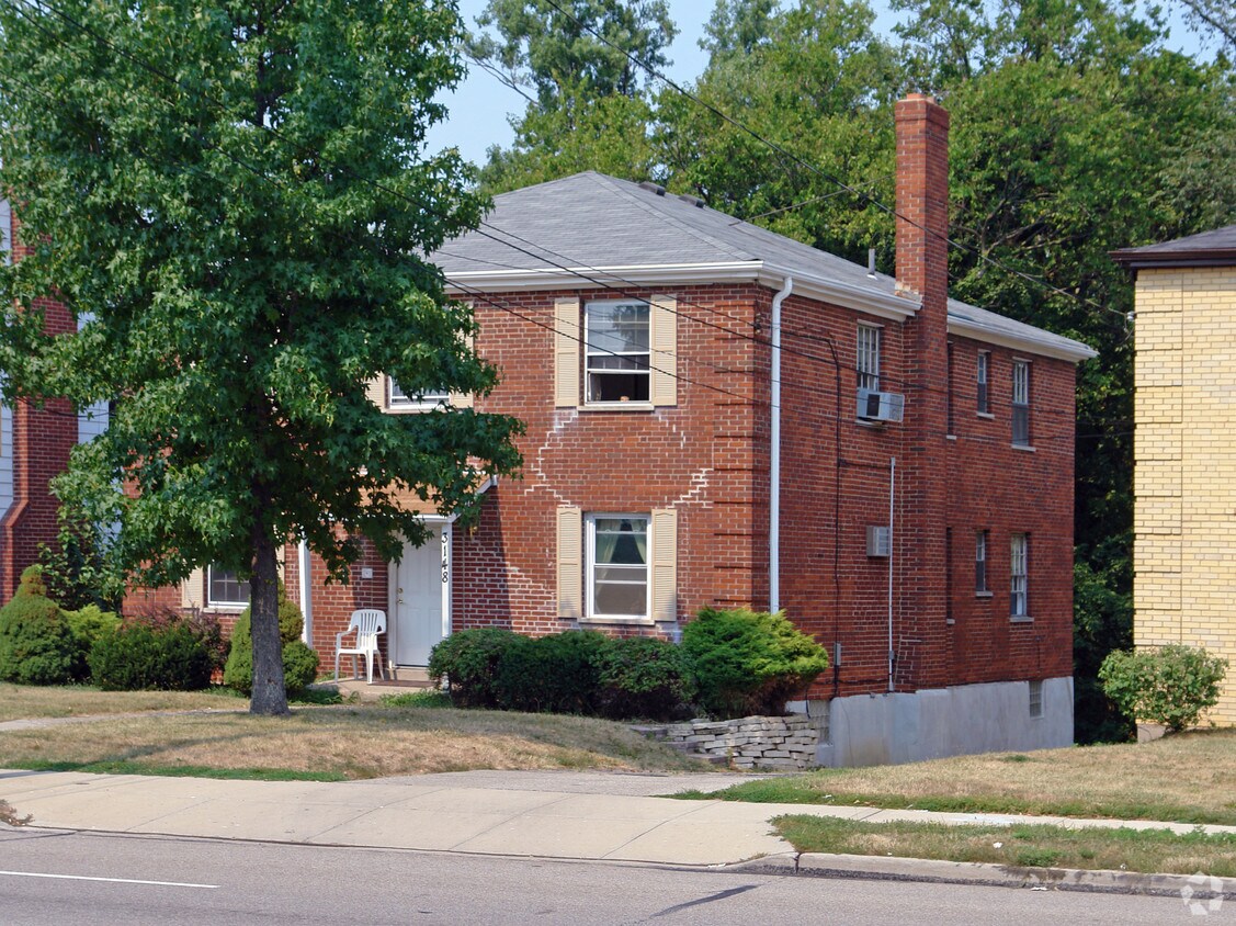 Primary Photo - 3148 Queen City Ave