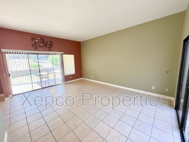 Building Photo - 72305 Blueridge Ct