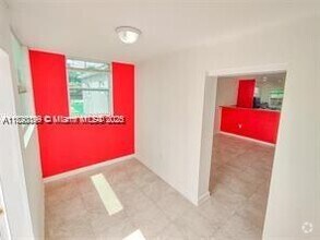 Building Photo - 1351 NW 45th St