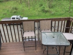 Building Photo - 420 Silvis Way