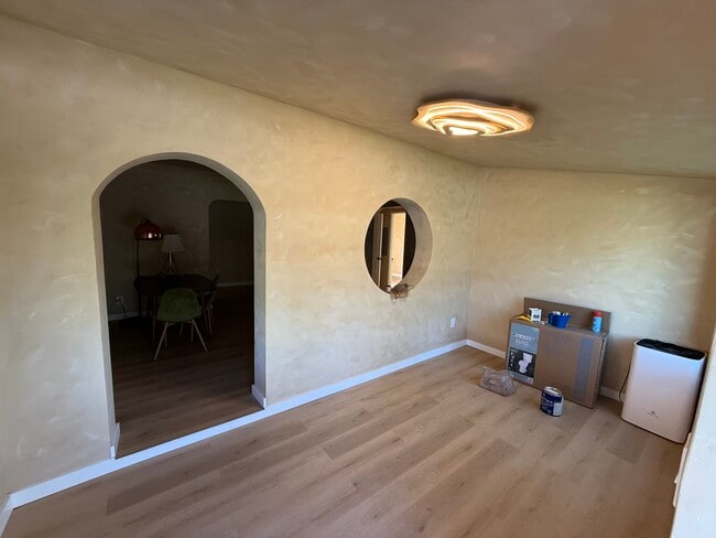 main entrance foyer - 1431 NW 26th St
