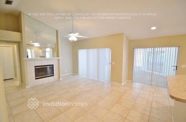 Foto del edificio - 2223 Towering Oaks Cir