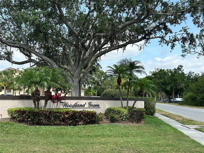 Foto del edificio - 6191 Timberlake Dr