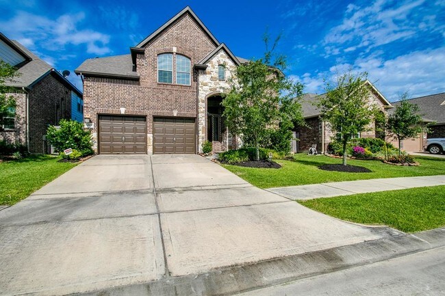 Building Photo - 14903 Diane Manor Ln