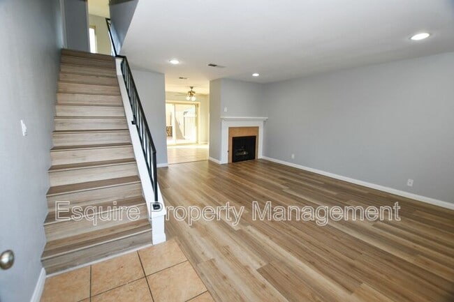 Foto del edificio - 3151 Kelp Ln