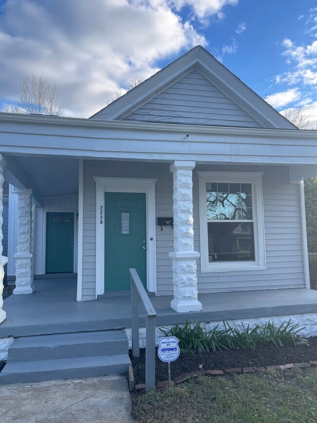 Foto del edificio - 2238 Garland Ave