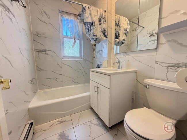 Photo - 2889 E 195th St Townhome