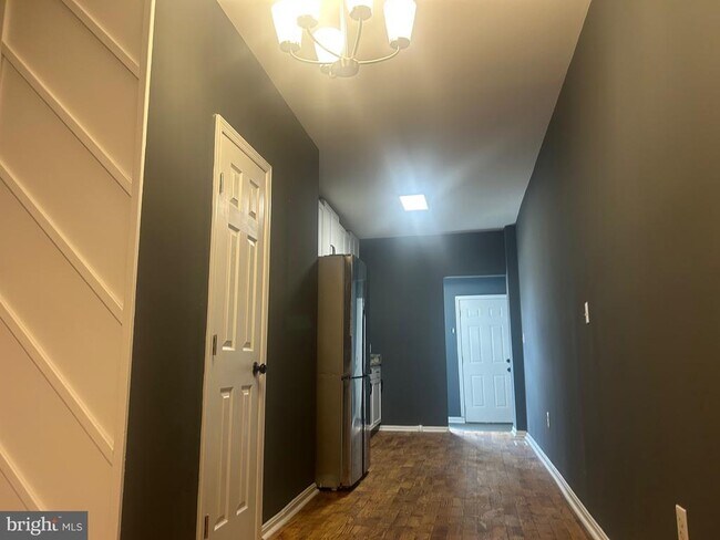 Foto del edificio - 1516 N Mount St