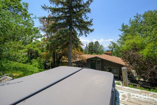 Foto del edificio - Beautiful Home in Prime Location!