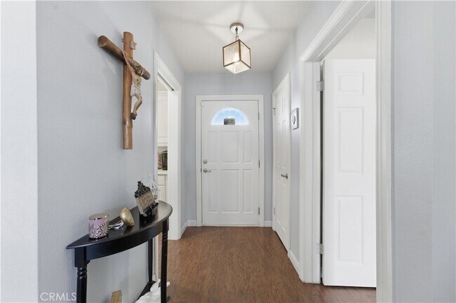 Building Photo - 855 N 3rd Ave