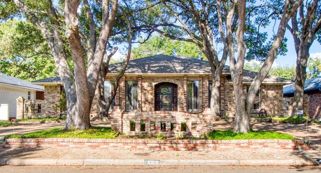 Foto principal - 9309 Raeford Dr