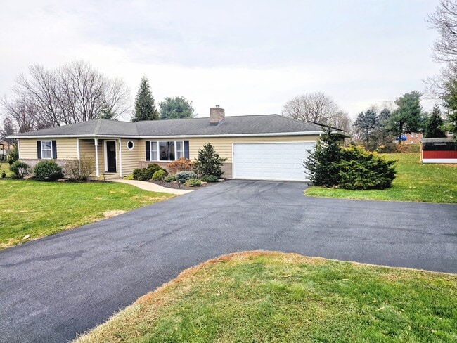 Building Photo - 1329 Landisville Rd