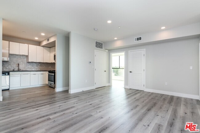 Foto del edificio - 14612 Calvert St