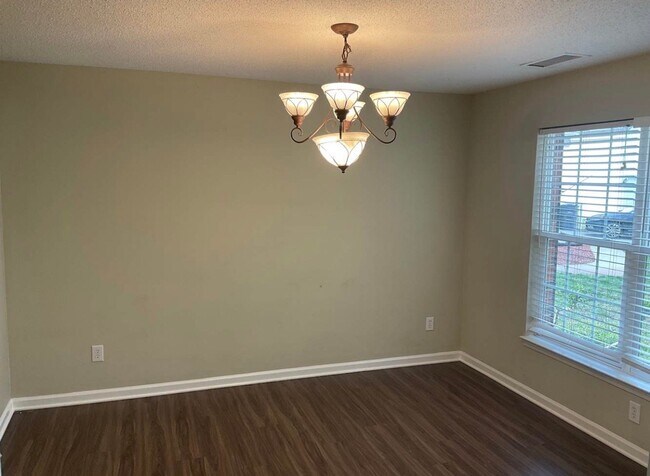 Foto del edificio - 111 Austin Run Ct