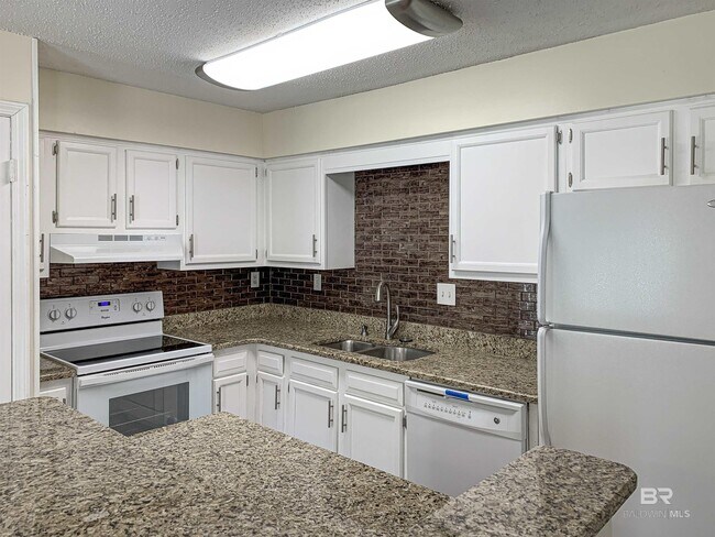 Foto del edificio - 5608 Cottage Hill Rd