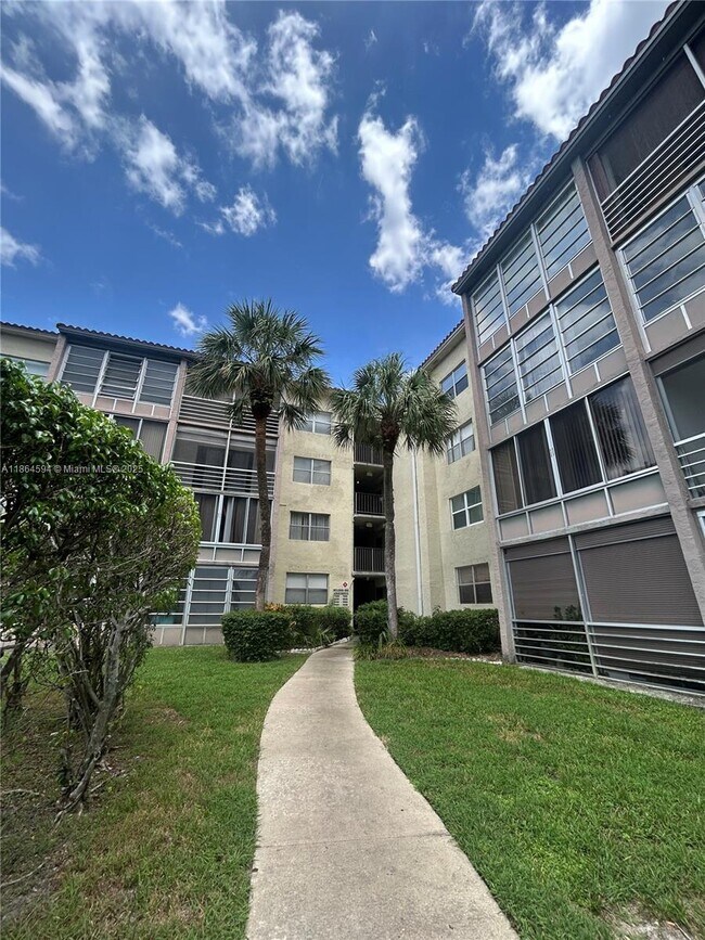 Foto del edificio - 1800 SW 81st Ave