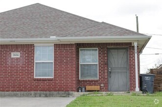 Building Photo - 2616 NW 22nd St