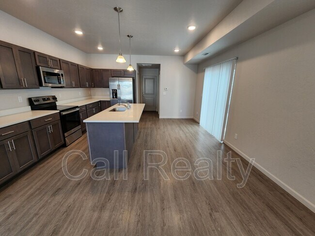 Foto del edificio - 2718 S Morrill Ln