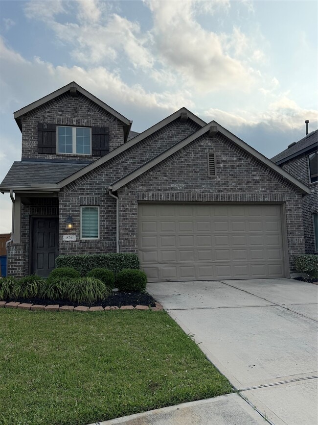 Building Photo - 15703 Cairnwell Bend Dr