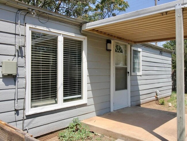 Building Photo - 2216 30th St