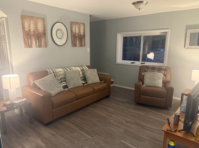 Foto del edificio - 714 Kirkwood Ave