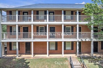 Building Photo - 250 Elm St