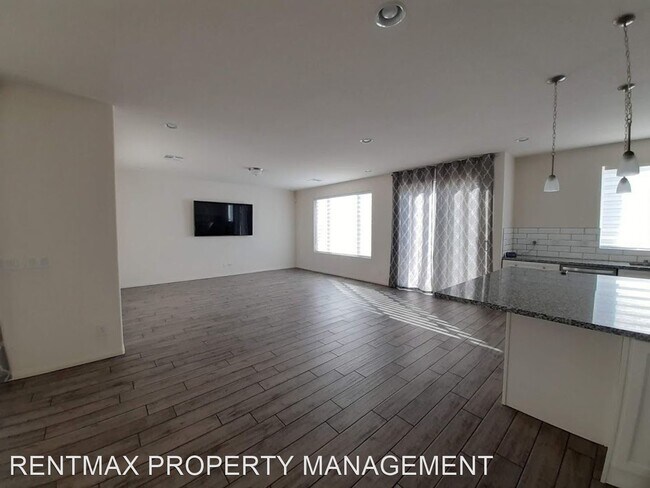 Foto del edificio - 4 br, 3 bath House - 10777 MARATHON BELL LN