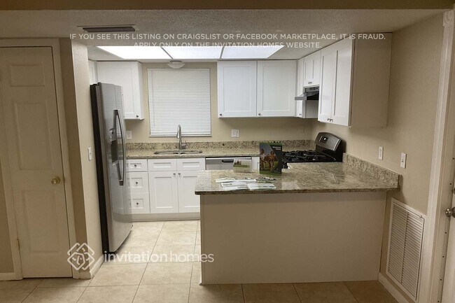 Foto del edificio - 12332 Monarch Cir