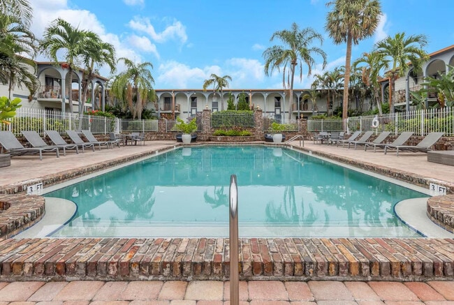 Foto del edificio - 4301 W Cleveland St