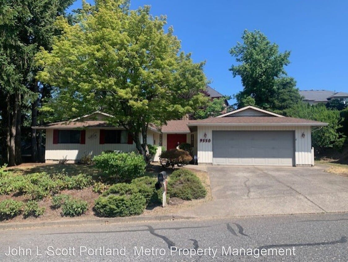 Primary Photo - 3 br, 2.5 bath House - 9550 SE Dundee Drive