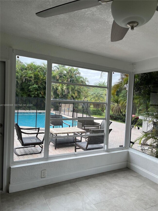 Foto del edificio - 14001 Mustang Trail