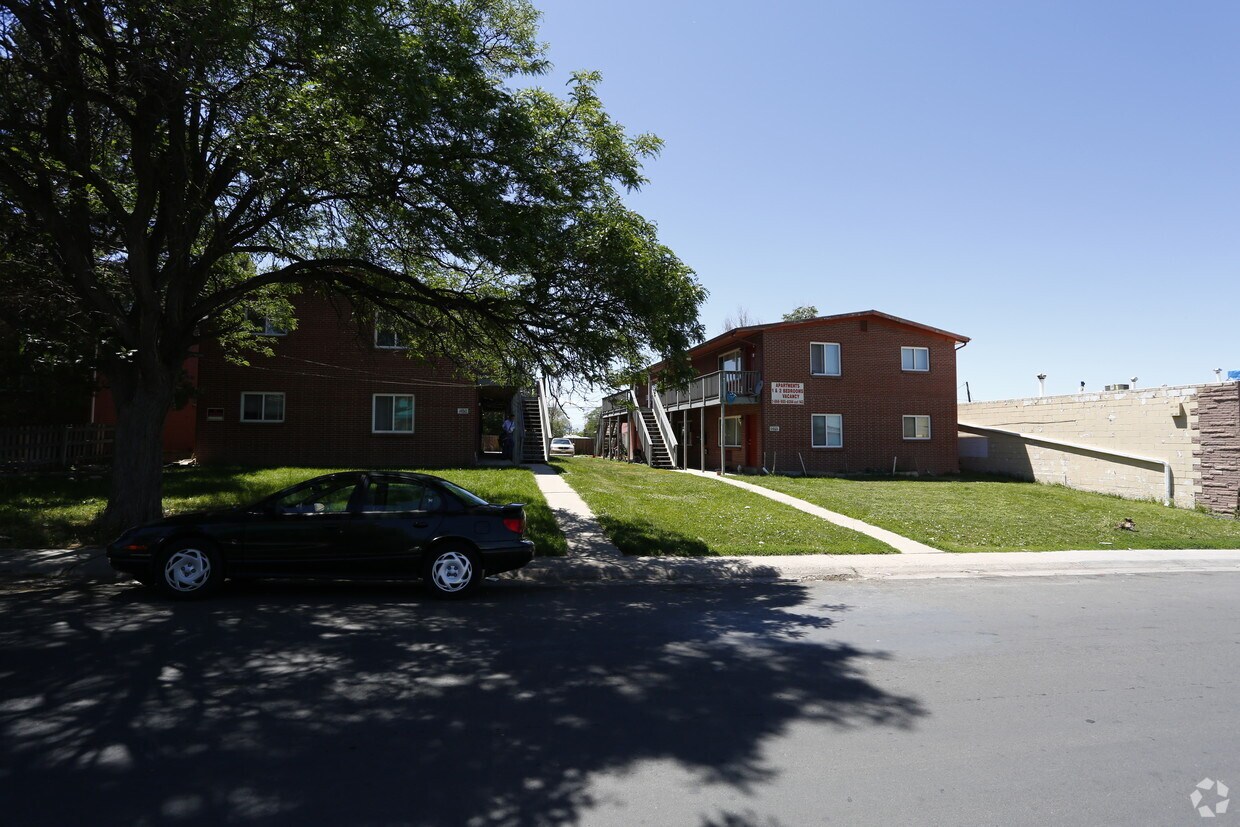 Building Photo - 1455 Kingston St